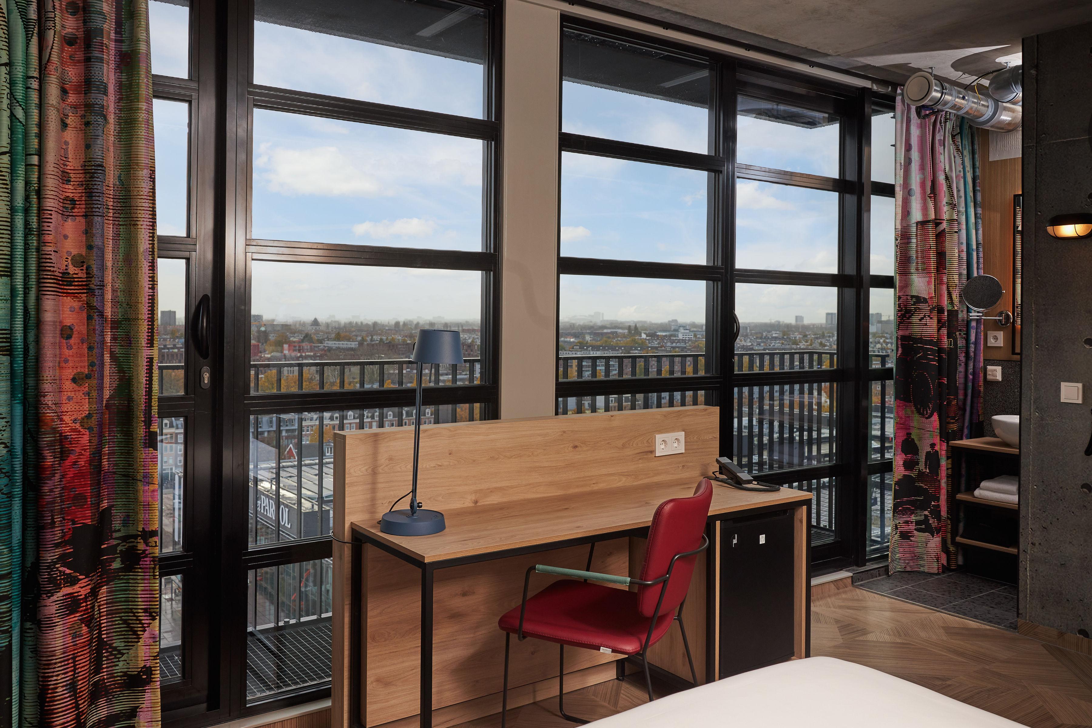 Inntel Hotels Amsterdam Landmark 외부 사진 The interior of the room