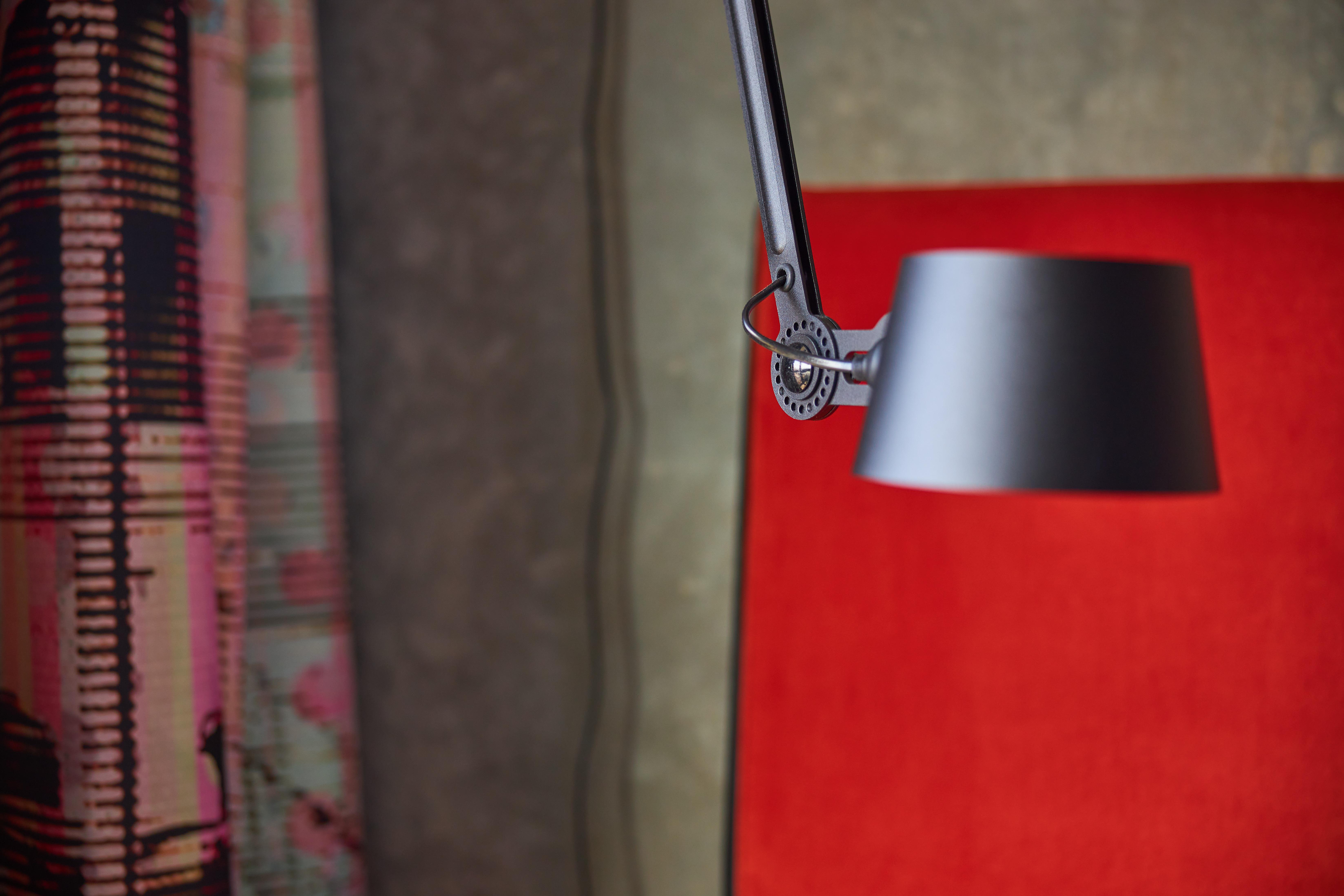 Inntel Hotels Amsterdam Landmark 외부 사진 Detail of the lamp